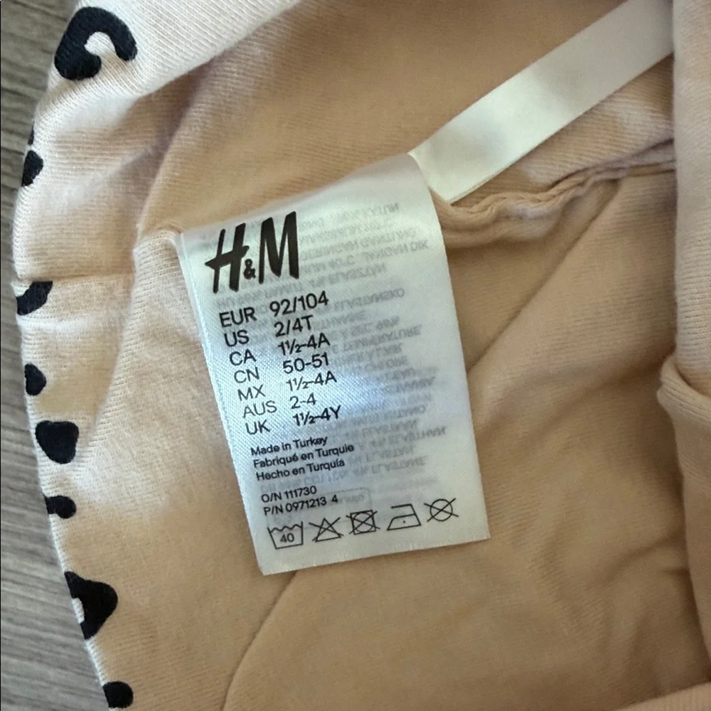 H&M Beanie Set - Picture 5 of 5